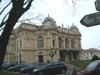 Întotdeauna  fermecătoare