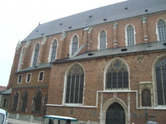 Întotdeauna  fermecătoare