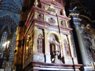 Întotdeauna  fermecătoare