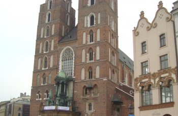 Întotdeauna  fermecătoare