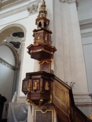 Întotdeauna  fermecătoare