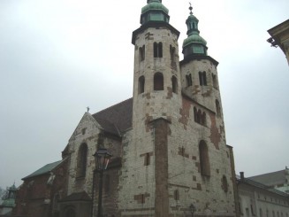 Întotdeauna  fermecătoare