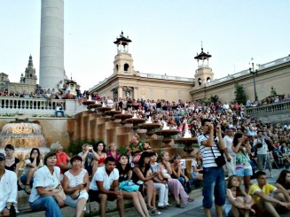 SPECTACOL FANTANILE MAGICE