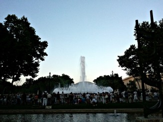 SPECTACOL FANTANILE MAGICE