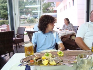 Croatia - Staţiunea Omis şi rafting în canionul râului Cetina.