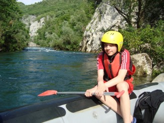Croatia - Staţiunea Omis şi rafting în canionul râului Cetina.