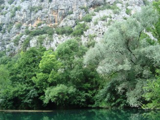 Croatia - Staţiunea Omis şi rafting în canionul râului Cetina.