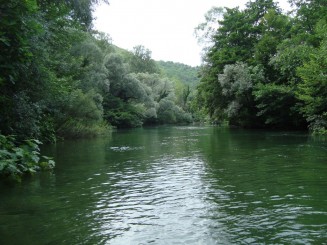 Croatia - Staţiunea Omis şi rafting în canionul râului Cetina.
