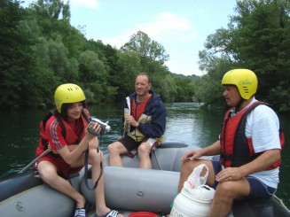 Croatia - Staţiunea Omis şi rafting în canionul râului Cetina.