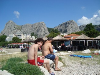 Croatia - Staţiunea Omis şi rafting în canionul râului Cetina.