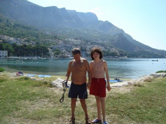 Croatia - Staţiunea Omis şi rafting în canionul râului Cetina.