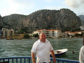 Croatia - Staţiunea Omis şi rafting în canionul râului Cetina.