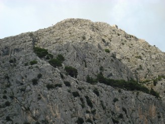 Croatia - Staţiunea Omis şi rafting în canionul râului Cetina.