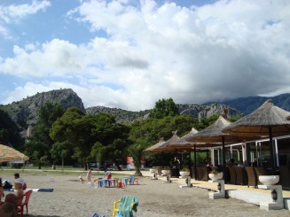 Croatia - Staţiunea Omis şi rafting în canionul râului Cetina.