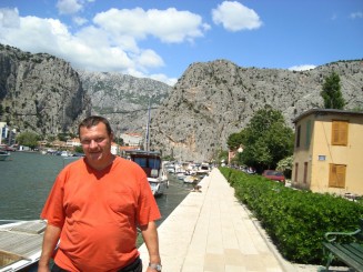 Croatia - Staţiunea Omis şi rafting în canionul râului Cetina.
