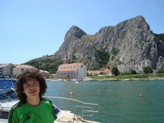 Croatia - Staţiunea Omis şi rafting în canionul râului Cetina.