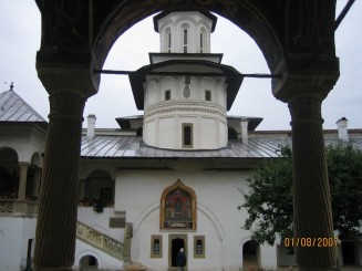 Trapeza manastirii