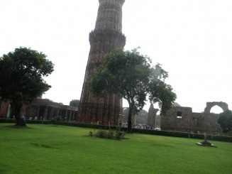Delhi - Qutub Minar