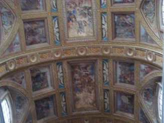 Napoli - Un giuvaer sub munti de gunoaie.