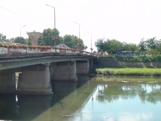 al doilea pod (podul de beton)
