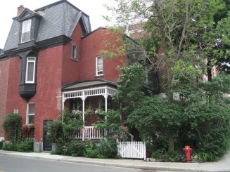 Montreal, cateva casute ...