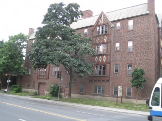 Montreal, cateva casute ...