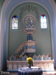 Cetatea Devei, Magna Curia si Biserica Reformata