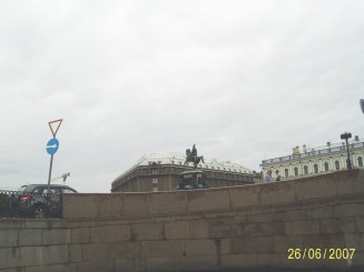 Cu barca pe Neva - St Petersburg