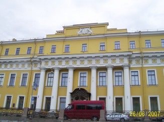 Cu barca pe Neva - St Petersburg
