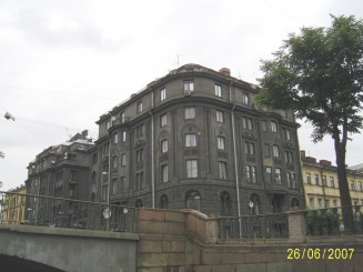 Cu barca pe Neva - St Petersburg