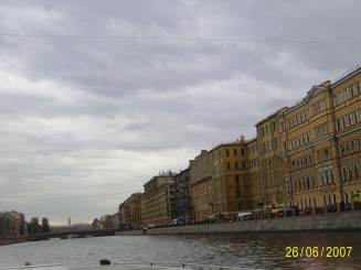 Cu barca pe Neva - St Petersburg