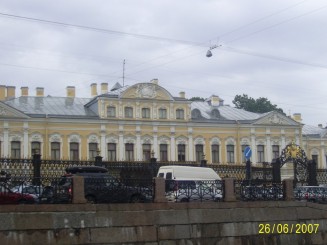 Cu barca pe Neva - St Petersburg