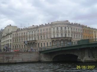 Cu barca pe Neva - St Petersburg