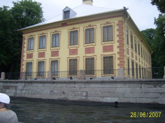 Cu barca pe Neva - St Petersburg