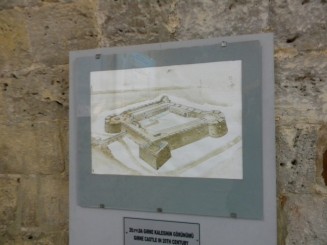 Castelul şi portul Kyrenia - Republica Turcă a Ciprului de Nord