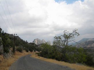 Castelul Buffavento şi Munţii Beşparmak - Republica Turcă a Ciprului de Nord