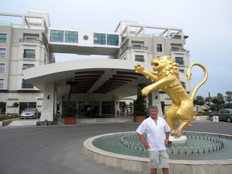 Hotel Cratos (5 *****) - Kyrenia (Republica Turca a Ciprului de Nord)