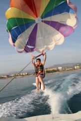 Paraşute şi paraşutiste - Konakli (Turcia)