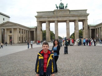 Poarta Brandenburg (Brandenburger Tor) - Berlin