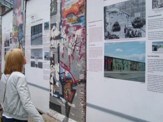 Fragmente din Zidul Berlinului (Berliner Mauer) - Berlin