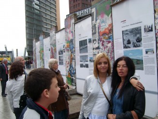 Fragmente din Zidul Berlinului (Berliner Mauer) - Berlin