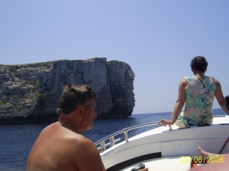 Golden Bay - Manikata (Malta)