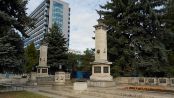 Monumentul ostasilor sovietici