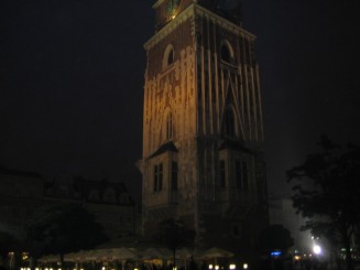 Turnul Primarie la ceas de seara