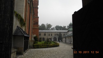 Biserica Sf.Petru si Pavel; Biserica Sf. Andrei