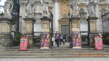 Biserica Sf.Apostoli Petru si Pavel