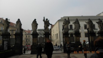 Biserica Sf.Apostoli Petru si Pavel