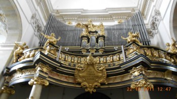 Biserica Sf.Apostoli Petru si Pavel-interior