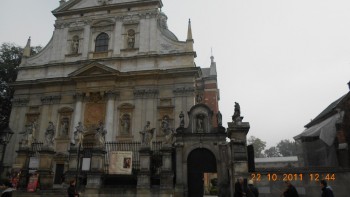 Biserica Sf.Apostoli Petru si Pavel