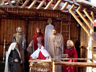 amenajarea nasterii in fata primariei din Lugoj
